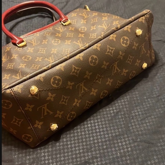 Louis Vuitton Pallas bag - Picture 7 of 9